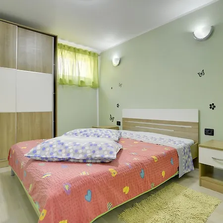 Tatil Evi In Bak I With Pool And Playground *