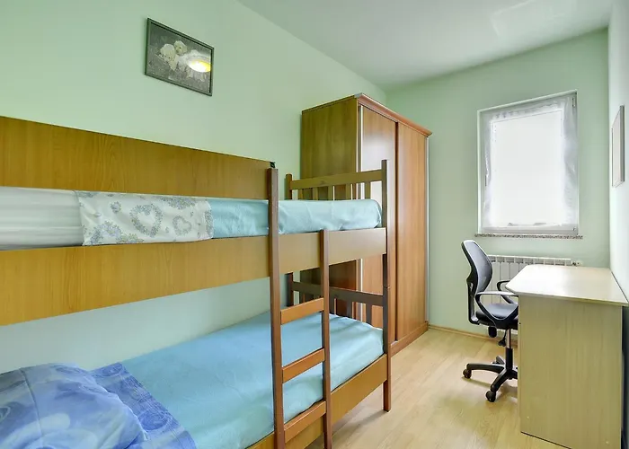 Vakantiehuis In Bak I With Pool And Playground *